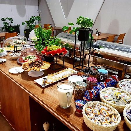 Hotel Porto Radomsko Ngoại thất bức ảnh
