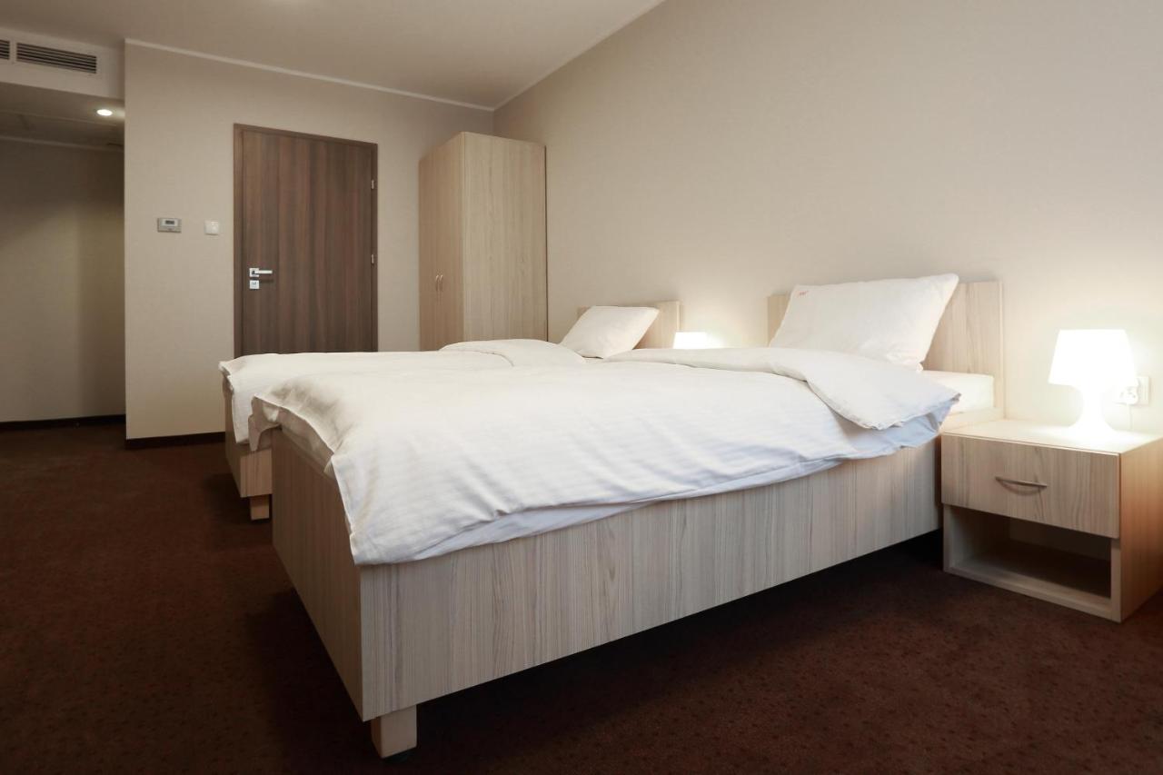 Hotel Porto Radomsko Phòng bức ảnh