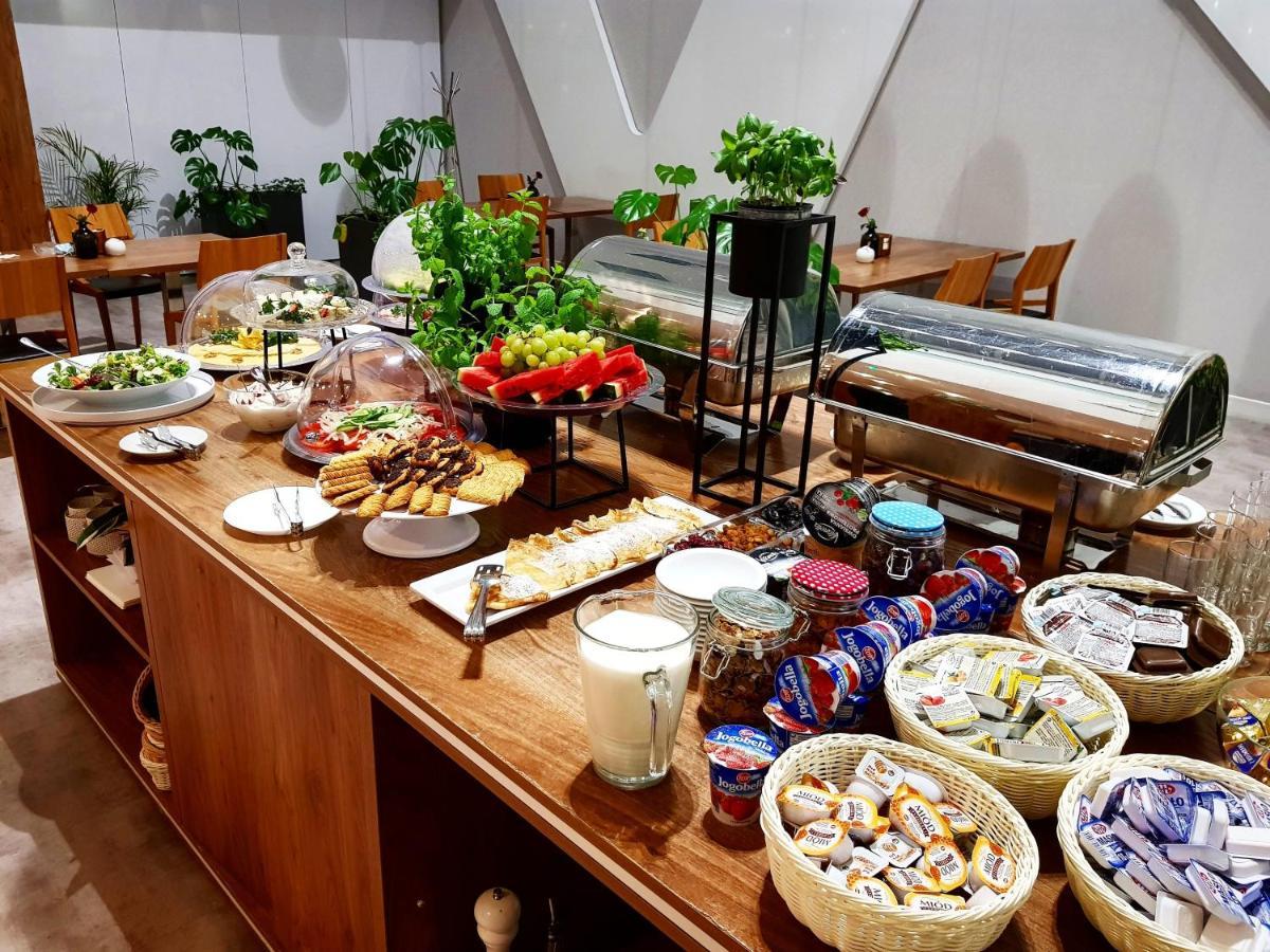 Hotel Porto Radomsko Ngoại thất bức ảnh