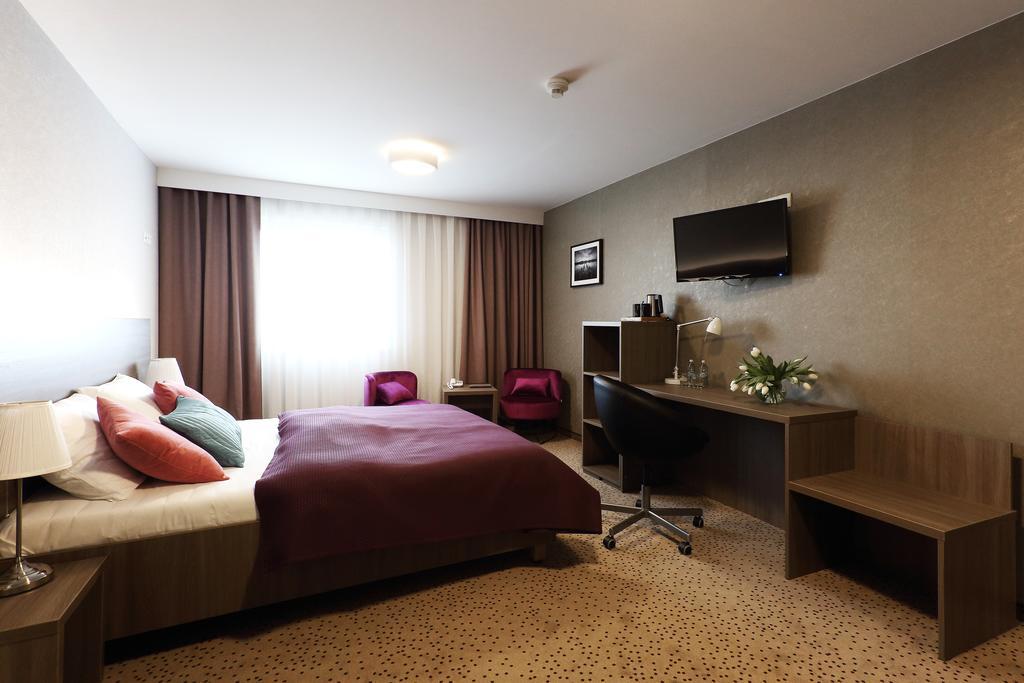 Hotel Porto Radomsko Ngoại thất bức ảnh