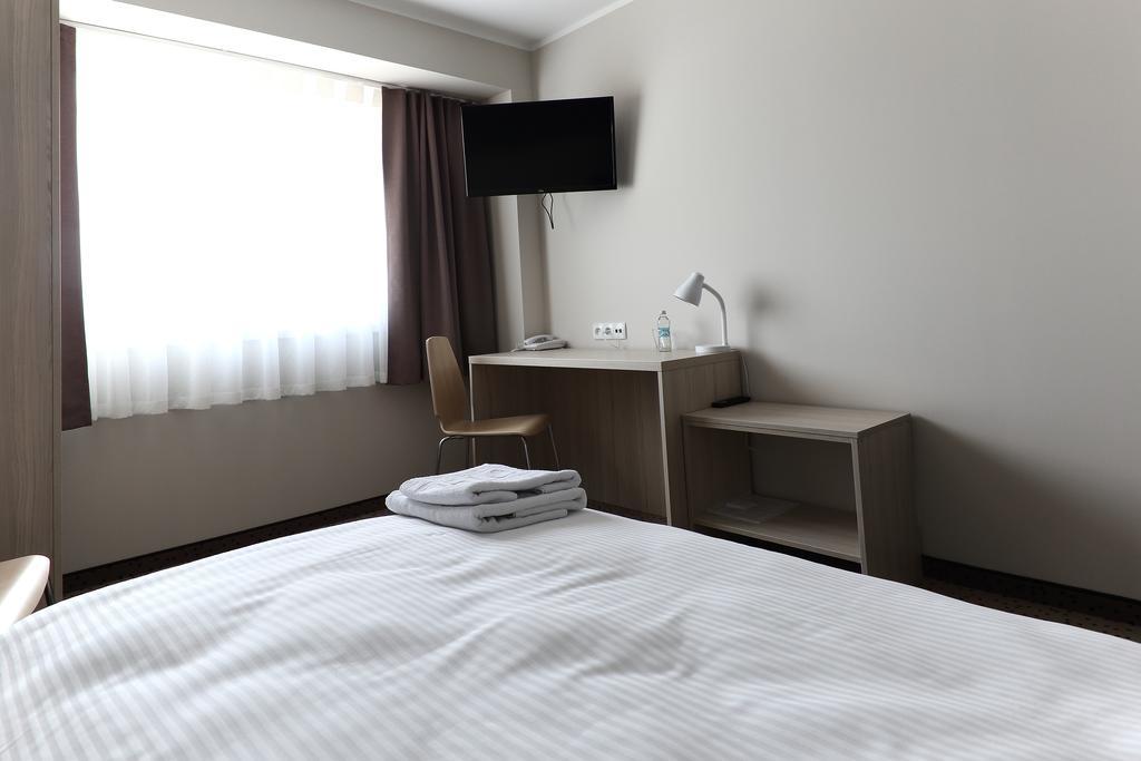 Hotel Porto Radomsko Phòng bức ảnh